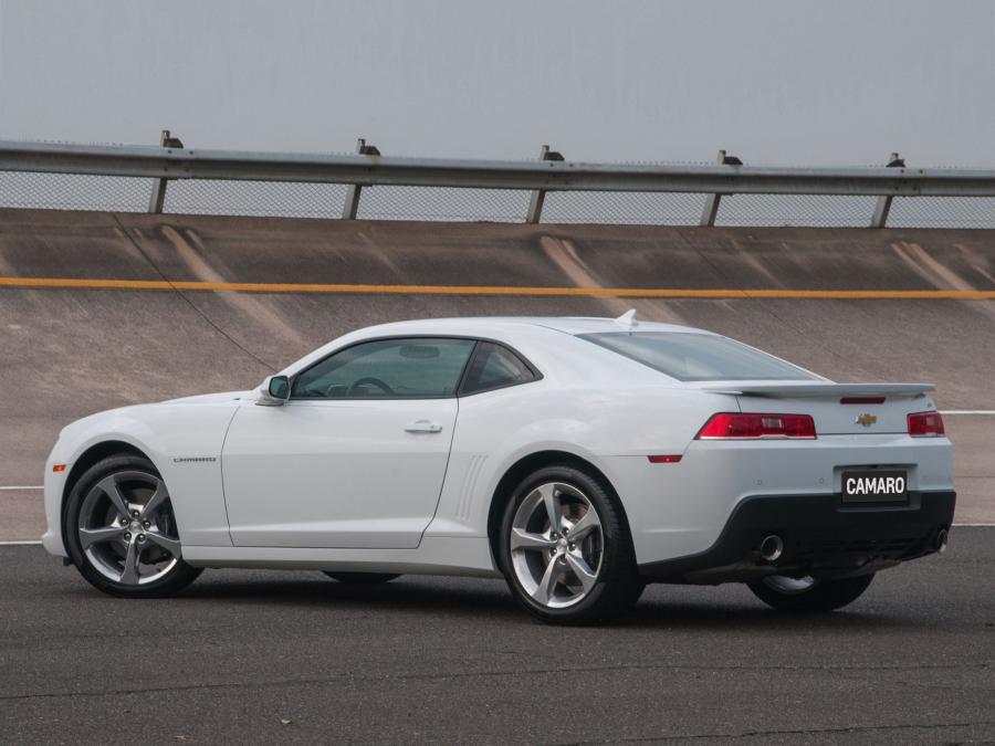  Chevrolet Camaro SS 2013 года  (фото 17 из 25)